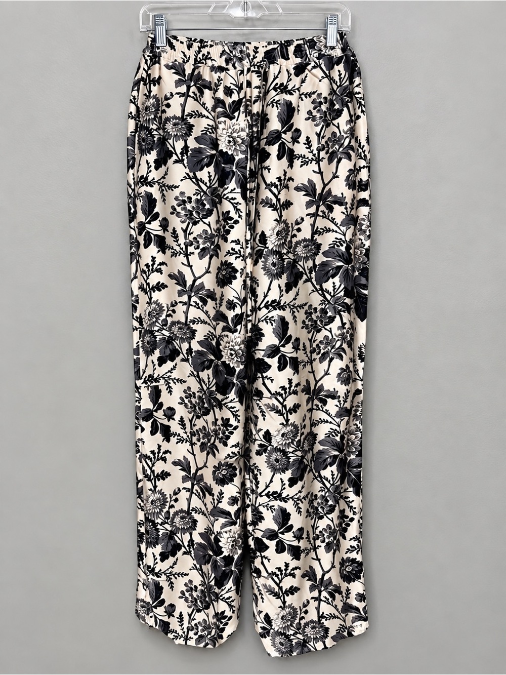 NWOT Maeve Anthropologie Floral Balloon Parachute Jogger Pants Black & Ivory XS